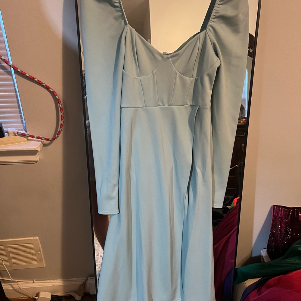 Elegant ASOS NWT Blue Long Sleeve Dress